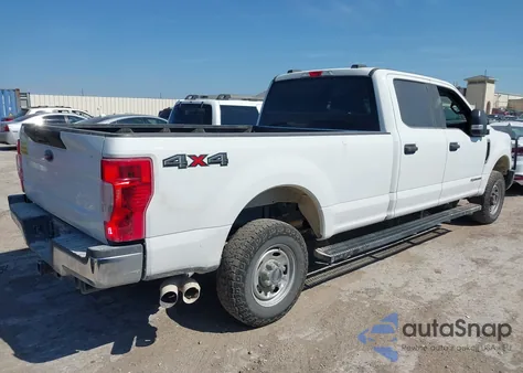 2022 Ford F250 Super Duty z USA, uszkodzony, nr VIN 1FT7W2BT1NEC34688